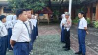 Polisi Sambangi SMPN 1 Gerung, Edukasi Tertib Lalu Lintas Sejak Dini