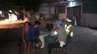Wujudkan Lingkungan Aman, Polsek Kediri Intensifkan Patroli Malam di Desa Lelede