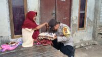 Polsek Sekotong Dukung Program Lombok Barat Mantap lewat Aksi Sosial