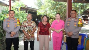 Bhayangkara ke-79: Kapolres Lobar Jalin Kedekatan dengan Senior