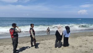 Sat Samapta Polres Lombok Barat Intensifkan Patroli Wisata di Desa Lembar