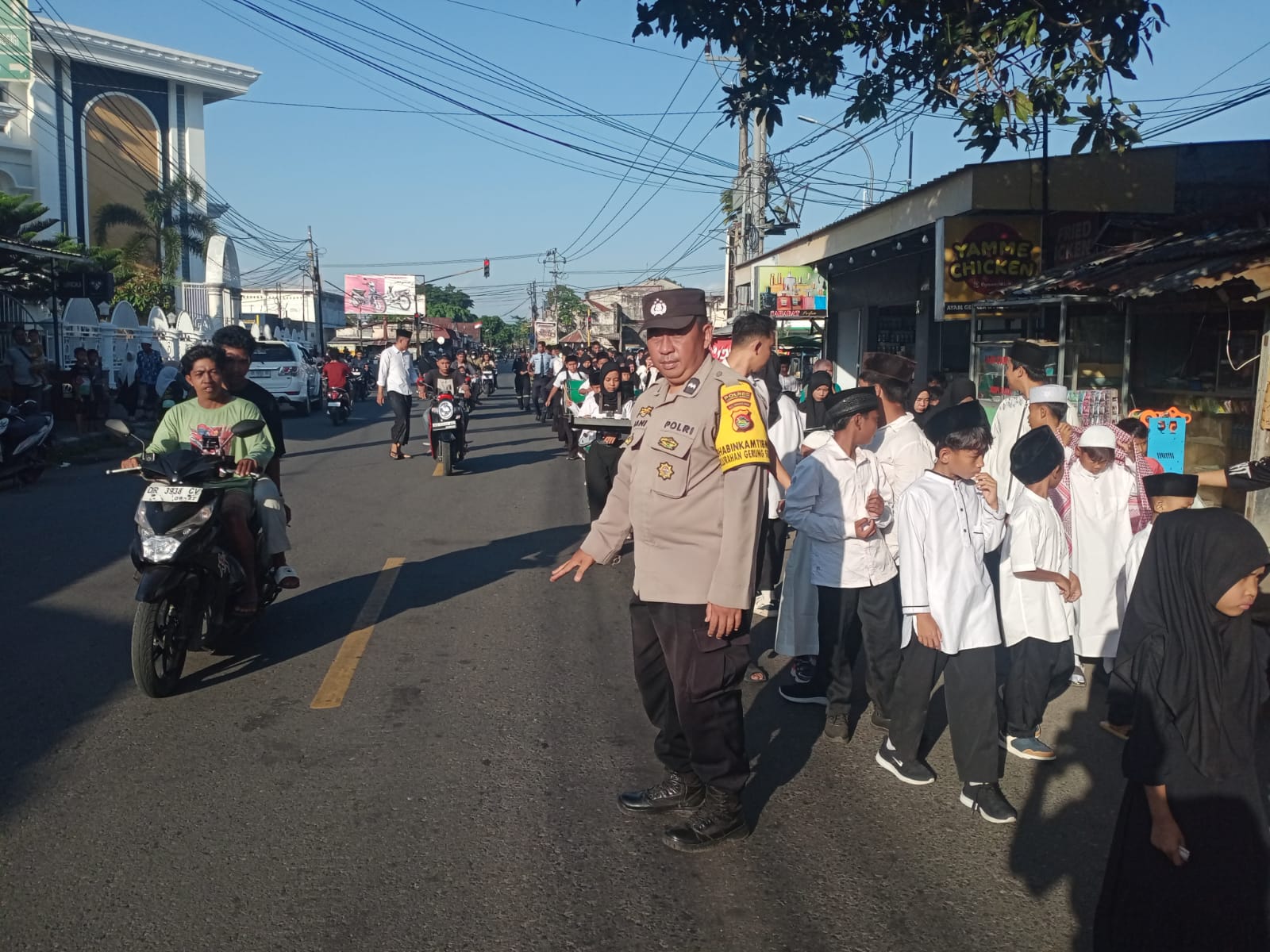 Ratusan Warga Ramaikan Pawai Khataman Al-Qur’an di Gerung Lombok Barat