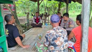 Polisi Sambangi Tokoh Masyarakat Sekotong Barat